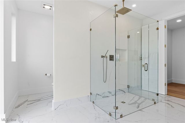 10311 Hunting Hills Avenue NE, Hartville, OH 44632