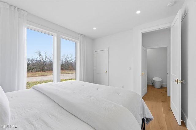 10311 Hunting Hills Avenue NE, Hartville, OH 44632