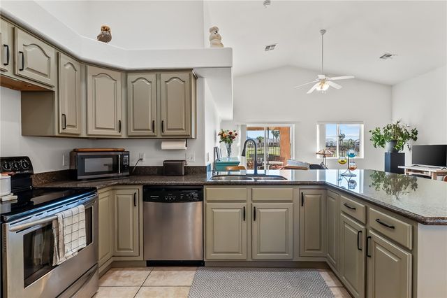 5590 S Wishing Well Drive, Fort Mohave, AZ 86426