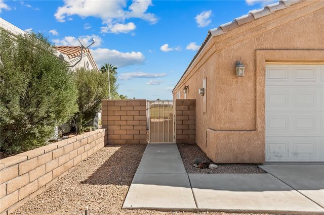5590 S Wishing Well Drive, Fort Mohave, AZ 86426