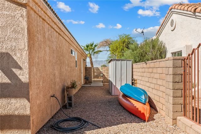 5590 S Wishing Well Drive, Fort Mohave, AZ 86426