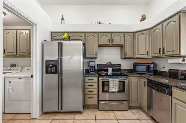 5590 S Wishing Well Drive, Fort Mohave, AZ 86426