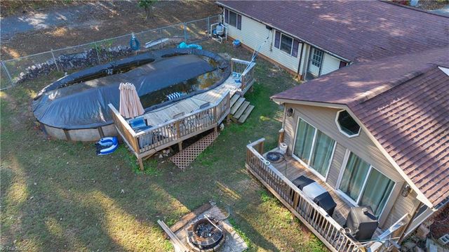 677 Kennedy Country Drive, Asheboro, NC 27205