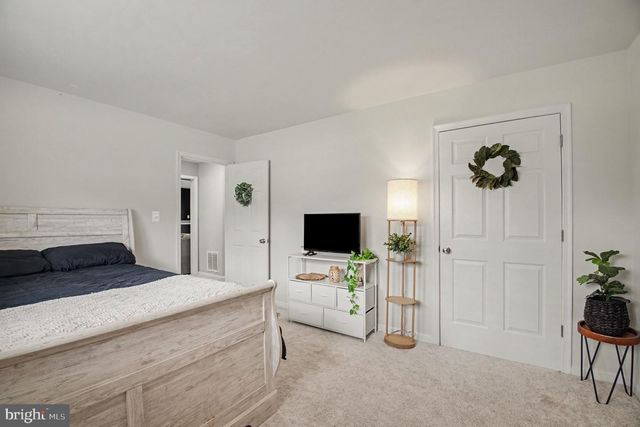 7511 DAUGHTRY DR, Fredericksburg, VA 22407