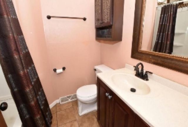 4935 N 88th STREET, Milwaukee, WI 53225