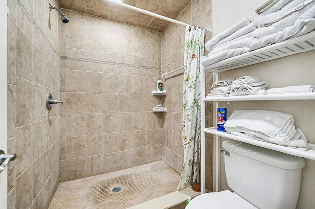 102 LAKE LENA BOULEVARD, Auburndale, FL 33823