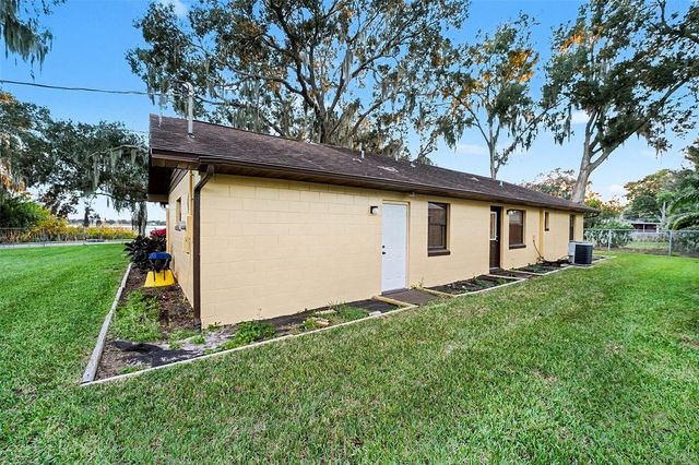 102 LAKE LENA BOULEVARD, Auburndale, FL 33823