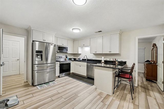 102 LAKE LENA BOULEVARD, Auburndale, FL 33823