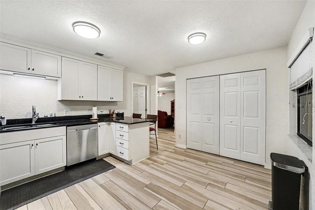 102 LAKE LENA BOULEVARD, Auburndale, FL 33823