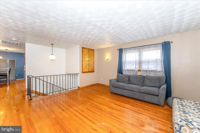 6015 KEYSER LN, Frederick, MD 21702