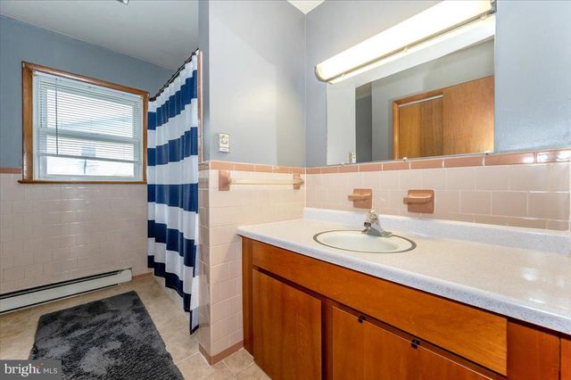 6015 KEYSER LN, Frederick, MD 21702