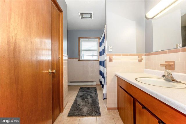 6015 KEYSER LN, Frederick, MD 21702