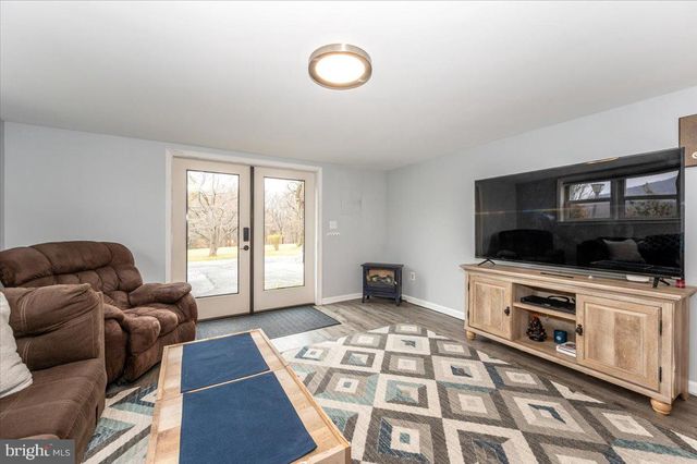 6015 KEYSER LN, Frederick, MD 21702