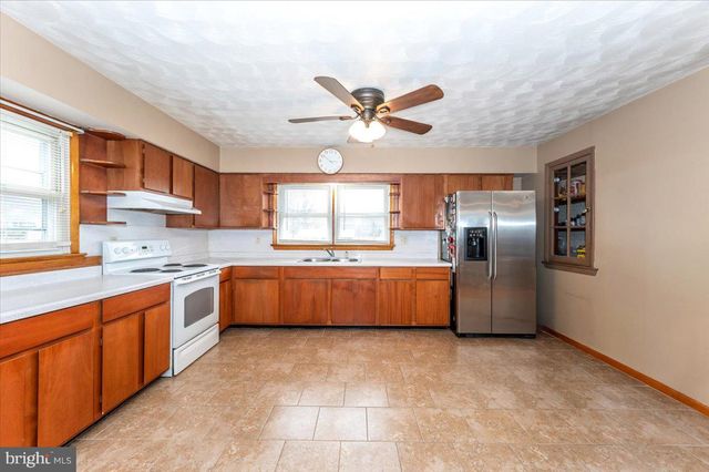 6015 KEYSER LN, Frederick, MD 21702