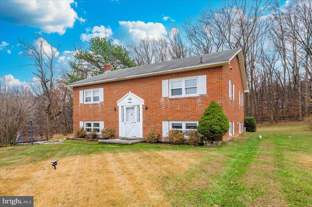 6015 KEYSER LN, Frederick, MD 21702