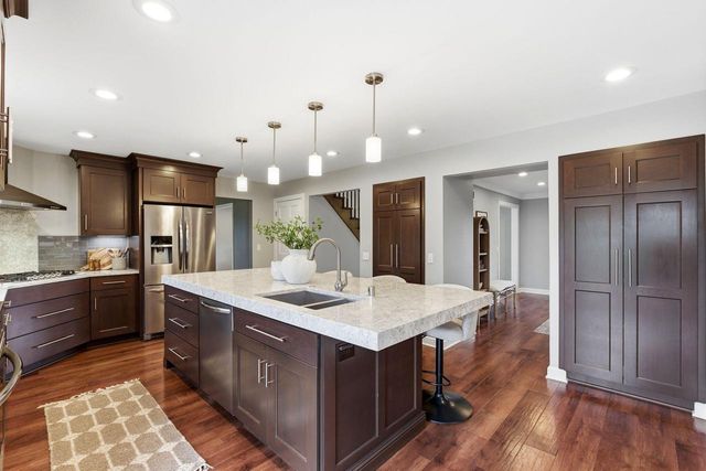 18760 Yorkshire LANE, Brookfield, WI 53045