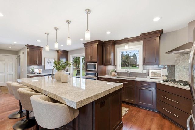 18760 Yorkshire LANE, Brookfield, WI 53045