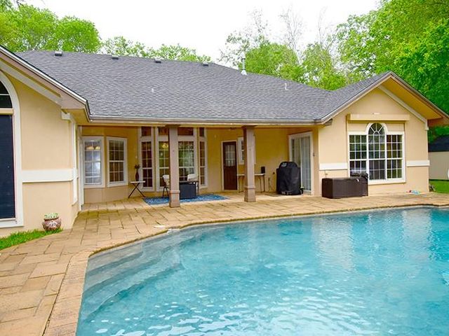 159 Moku Manu DR, Bastrop, TX 78602