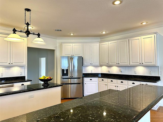 159 Moku Manu DR, Bastrop, TX 78602