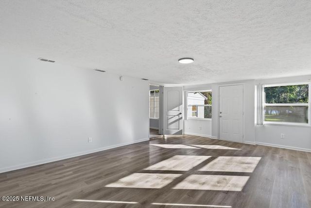 7825 TORY Place, Jacksonville, FL 32208