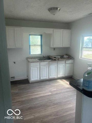 2238 Admiral Drive, Indianapolis, IN 46219