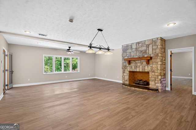 1154 Hunter Road, Cataula, GA 31804