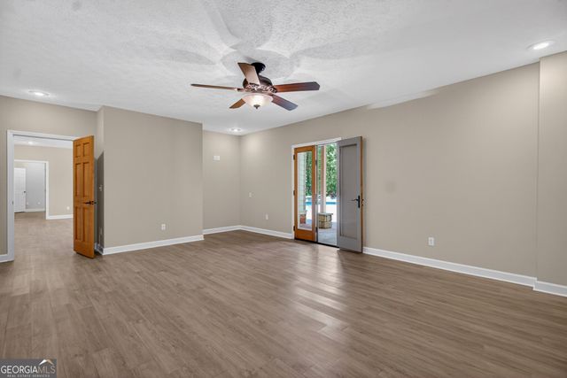 1154 Hunter Road, Cataula, GA 31804