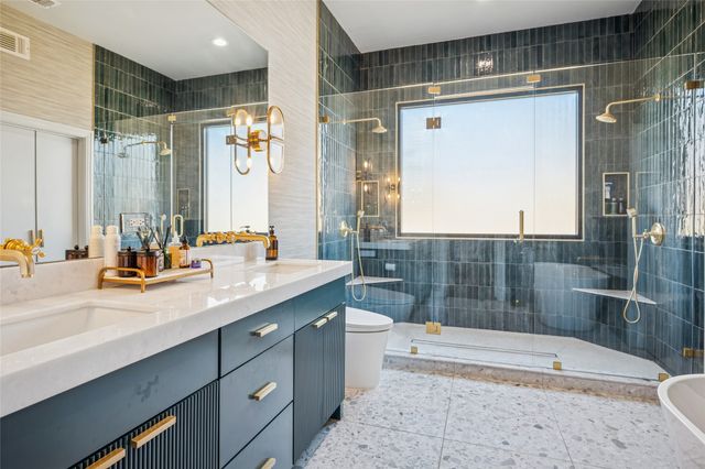 7215 Lavendale Circle, Dallas, TX 75230