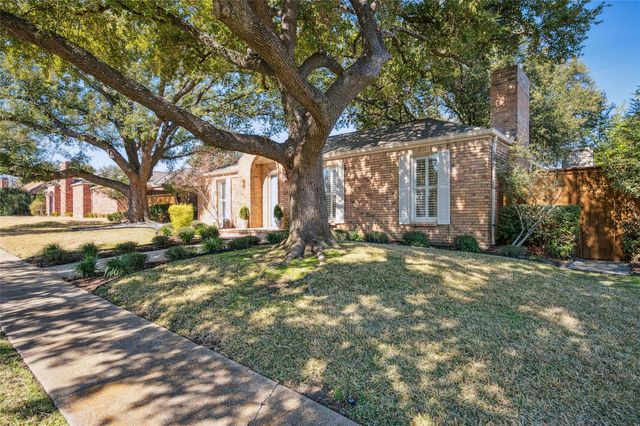 7215 Lavendale Circle, Dallas, TX 75230