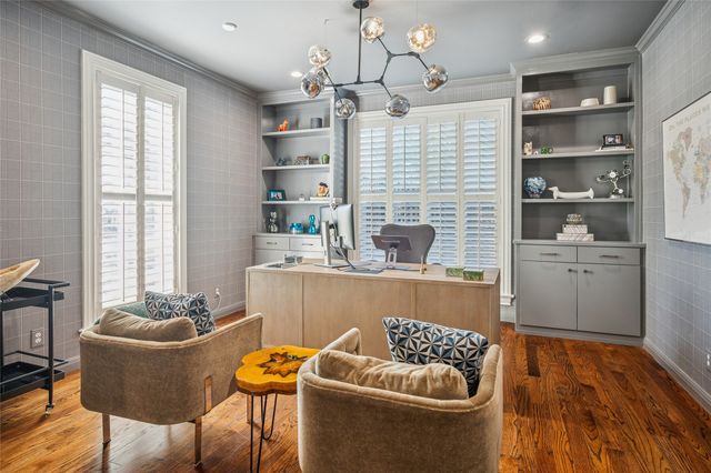 7215 Lavendale Circle, Dallas, TX 75230