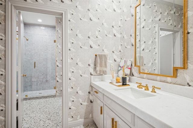 7215 Lavendale Circle, Dallas, TX 75230