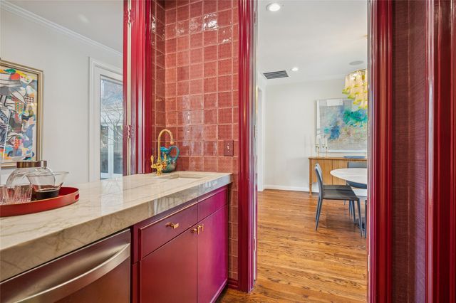 7215 Lavendale Circle, Dallas, TX 75230