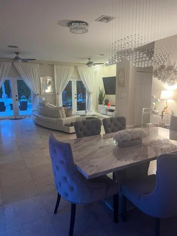 12520 Griffing Blvd, North Miami, FL 33161