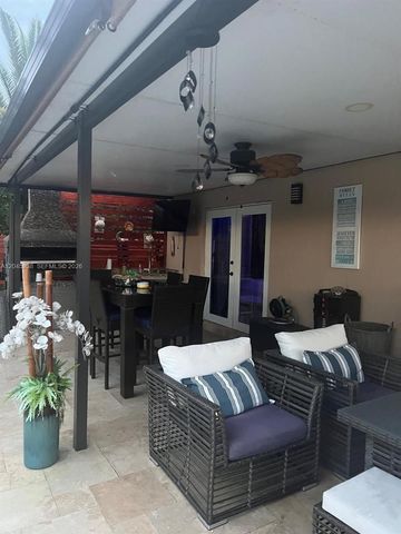 12520 Griffing Blvd, North Miami, FL 33161