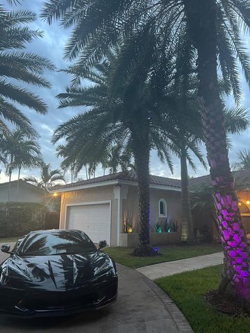 12520 Griffing Blvd, North Miami, FL 33161