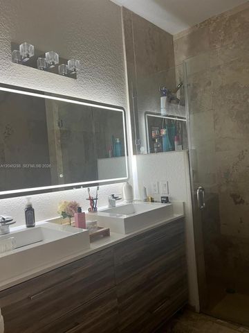 12520 Griffing Blvd, North Miami, FL 33161