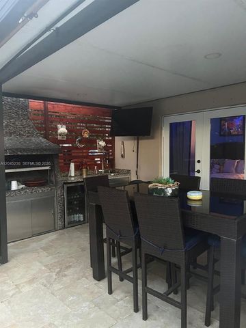 12520 Griffing Blvd, North Miami, FL 33161