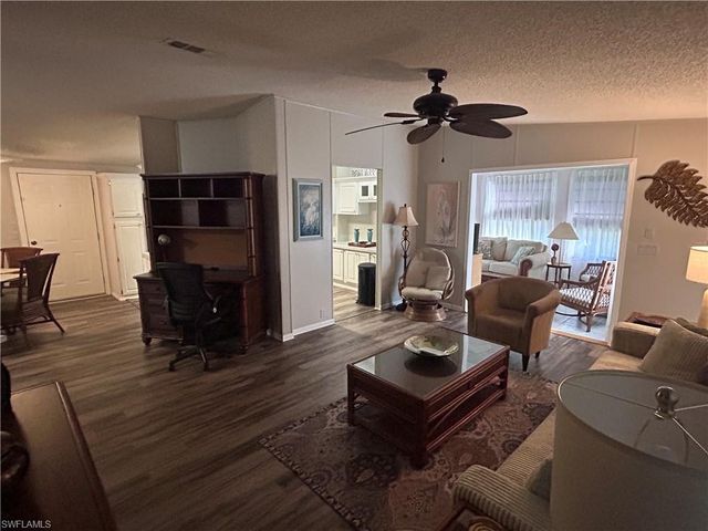 10561 Lake Loop RD 37M, North Fort Myers, FL 33903