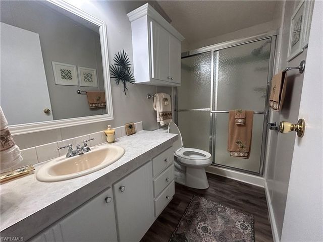 10561 Lake Loop RD 37M, North Fort Myers, FL 33903