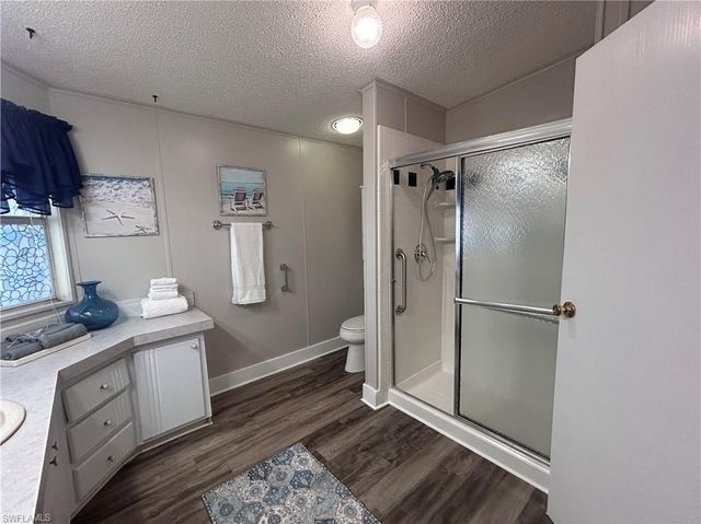 10561 Lake Loop RD 37M, North Fort Myers, FL 33903