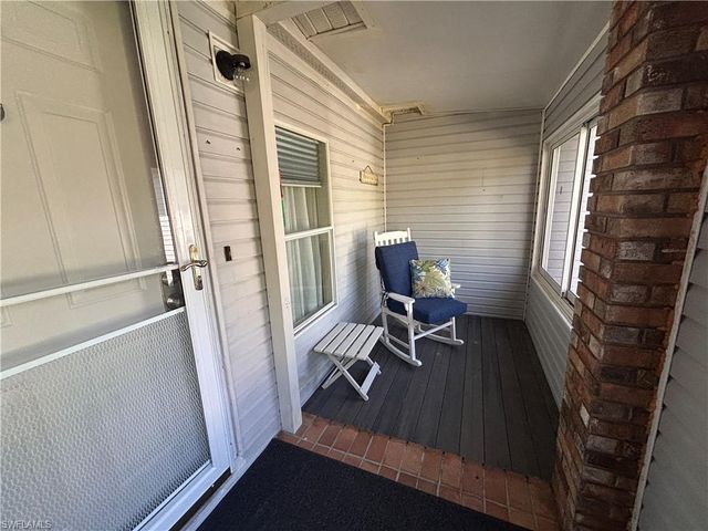 10561 Lake Loop RD 37M, North Fort Myers, FL 33903