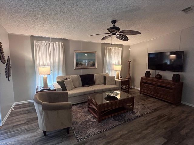 10561 Lake Loop RD 37M, North Fort Myers, FL 33903