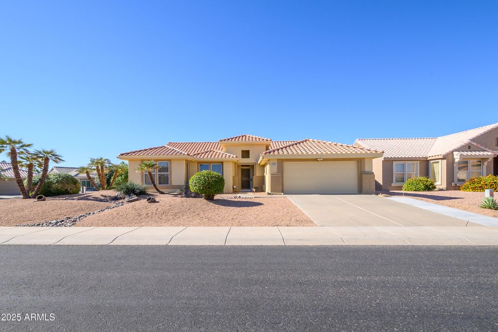 12903 W CARAWAY Drive, Sun City West, AZ 85375