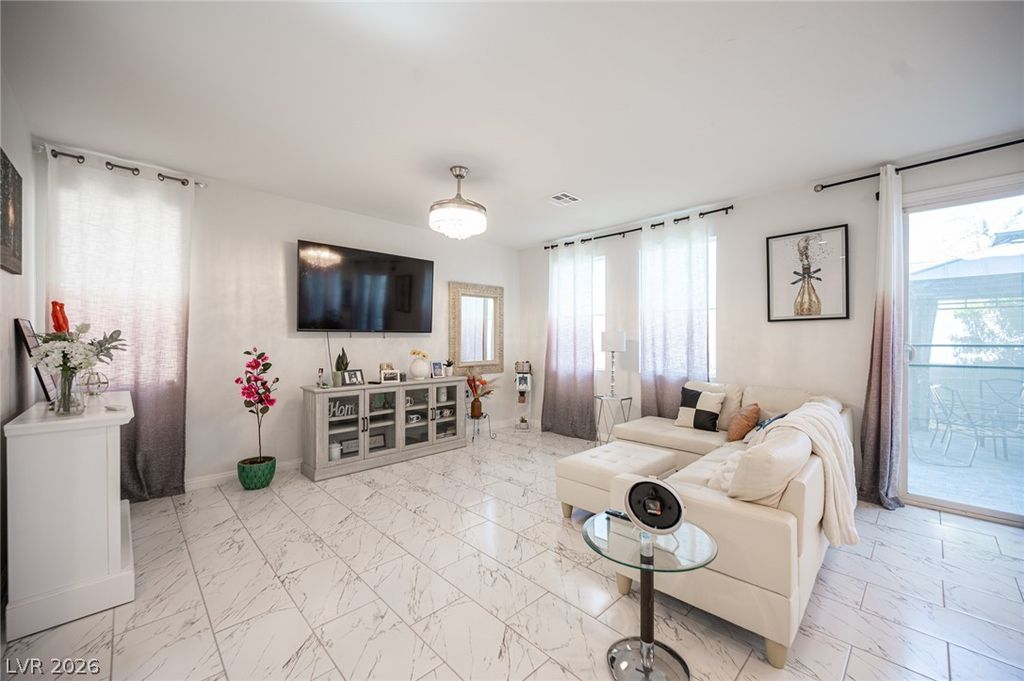 1550 Visible Avenue, North Las Vegas, NV 89031 — photo 2