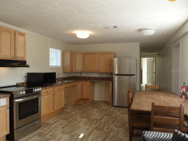 8405 EBSON DRIVE, North Fort Myers, FL 33917