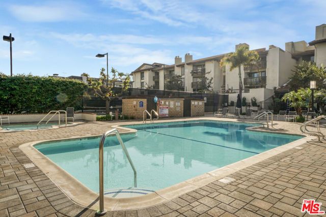 8601 Falmouth Avenue 316, Playa Del Rey (los Angeles), CA 90293