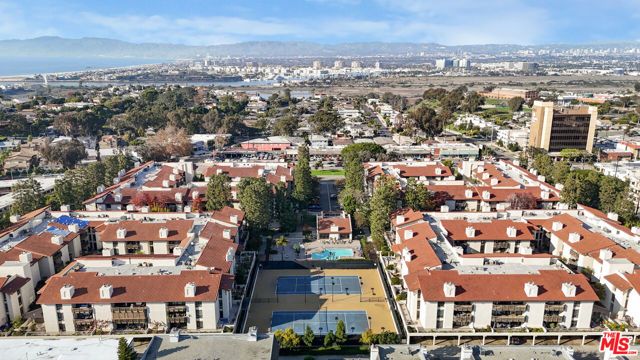 8601 Falmouth Avenue 316, Playa Del Rey (los Angeles), CA 90293