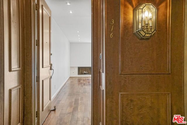 8601 Falmouth Avenue 316, Playa Del Rey (los Angeles), CA 90293