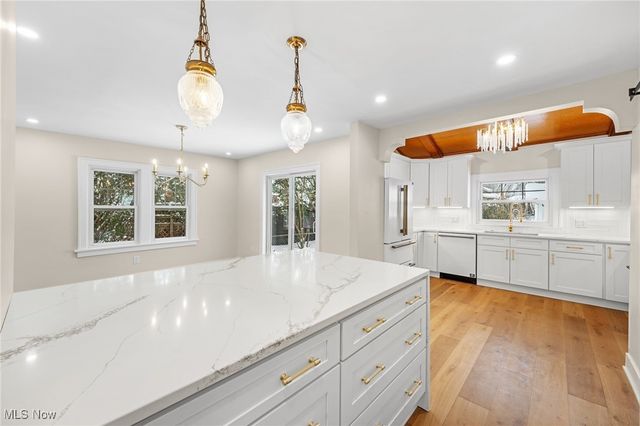 1604 23rd Street, Cuyahoga Falls, OH 44223