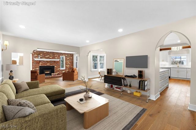 1604 23rd Street, Cuyahoga Falls, OH 44223